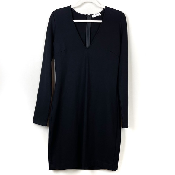 Aritzia Dresses & Skirts - Aritzia Babaton Leo Long Sleeve V Neck Black Stretch Dress